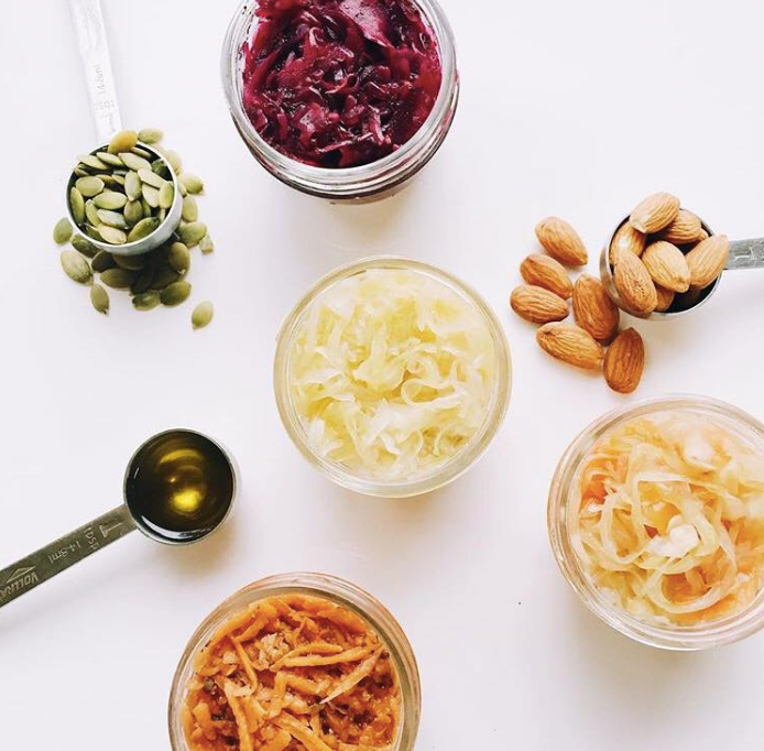 Fermentation Foundations: The Role & Benefits of Probiotic Foods & Drinks for Health